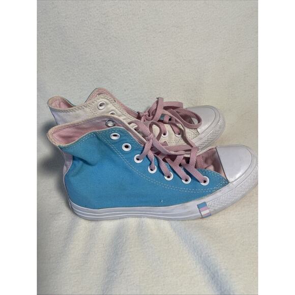 Converse PRIDE sneakers women's 7, men’s 5- EUC - Picture 4 of 9